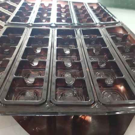 تولید وکیوم جای کیک با ورق پت قهوه ای